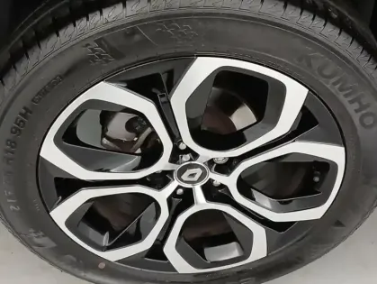 Photo 16 Renault Arkana E-Tech hybride 145 - 22 Techno