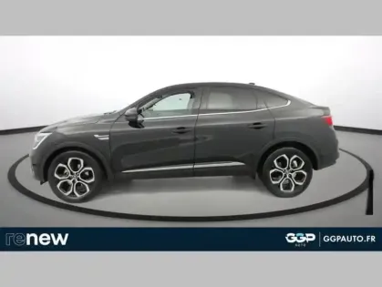 Photo 10 Renault Arkana E-Tech hybride 145 - 22 Techno