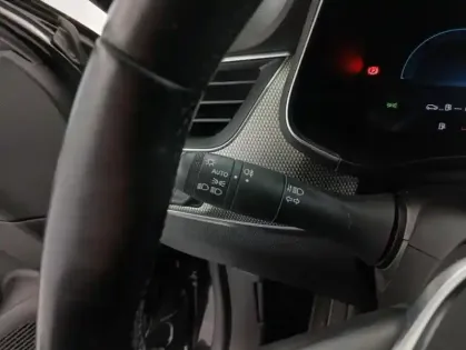 Photo 26 Renault Arkana E-Tech hybride 145 - 22 Techno