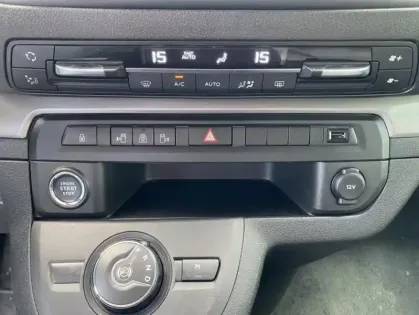 Photo 17 Citroën Spacetourer Taille XL BlueHDi 180 S&S EAT8 Feel