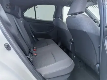 Photo 13 Toyota Yaris Hybride 1.5 HYBRID 116H DESIGN AWD AUTO