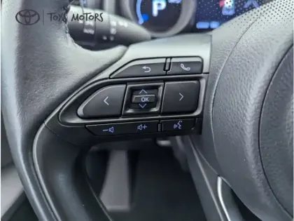 Photo 17 Toyota Yaris Hybride 1.5 HYBRID 116H DESIGN AWD AUTO