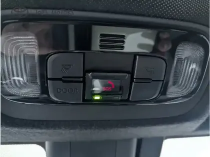 Photo 23 Toyota Yaris Hybride 1.5 HYBRID 116H DESIGN AWD AUTO