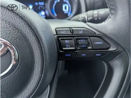 Photo 18 Toyota Yaris Hybride 1.5 HYBRID 116H DESIGN AWD AUTO