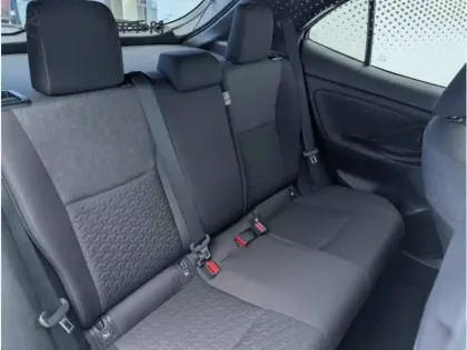 Photo 12 Toyota Yaris Hybride 1.5 HYBRID 116H DESIGN AWD AUTO