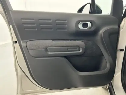 Photo 10 Citroën C3 Aircross BlueHDi 100ch Shine + Roue de secours