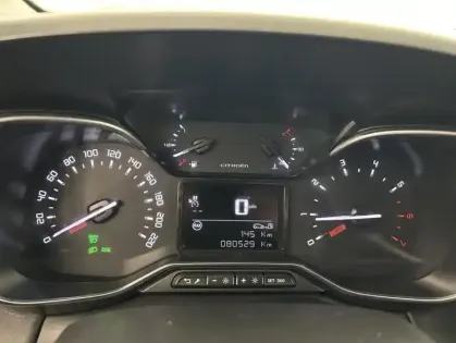 Photo 16 Citroën C3 Aircross BlueHDi 100ch Shine + Roue de secours