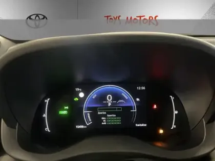 Photo 17 Toyota Yaris Hybride 1.5 HYBRID 130H DESIGN AUTO 2WD