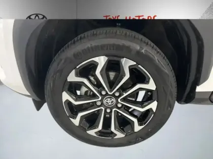 Photo 8 Toyota Yaris Hybride 1.5 HYBRID 130H DESIGN AUTO 2WD