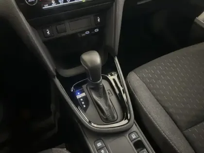 Photo 12 Toyota Yaris Hybride 1.5 HYBRID 130H DESIGN AUTO 2WD