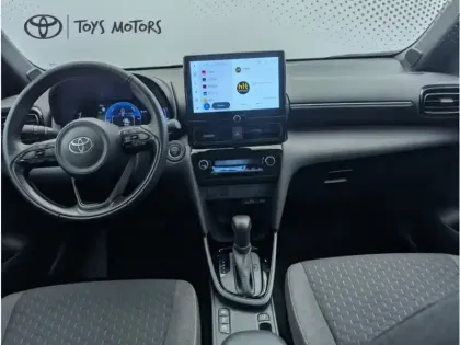 Photo 8 Toyota Yaris Hybride 1.5 HYBRID 116H DESIGN