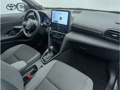 Photo 10 Toyota Yaris Hybride 1.5 HYBRID 116H DESIGN