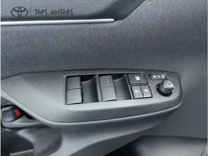 Photo 14 Toyota Yaris Hybride 1.5 HYBRID 116H DESIGN