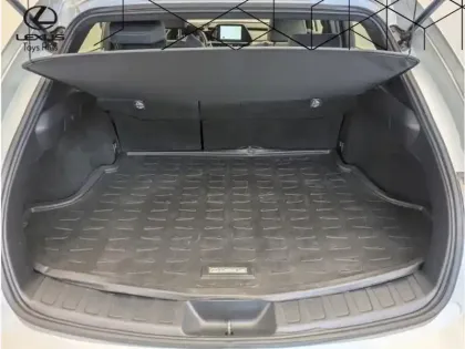 Photo 10 Lexus UX 250H 2WD Pack