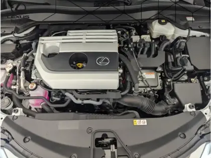 Photo 14 Lexus UX 250H 2WD Pack