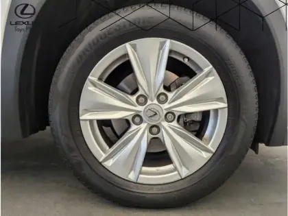 Photo 5 Lexus UX 250H 2WD Pack