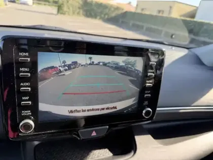 Photo 7 Toyota Yaris Hybride 116h Design Pack