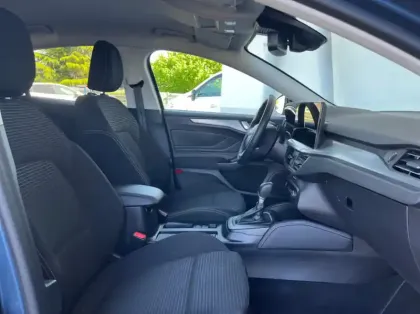 Photo 26 Ford Focus 1.0 EcoBoost mHEV 125ch Titanium X Business