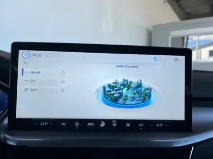 Photo 27 Ford Focus 1.0 EcoBoost mHEV 125ch Titanium X Business