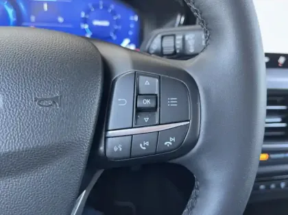 Photo 20 Ford Focus 1.0 EcoBoost mHEV 125ch Titanium X Business