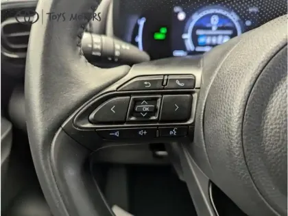 Photo 10 Toyota Yaris Hybride 1.5 HYBRID 116H DESIGN AUTO 2WD