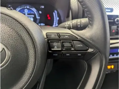 Photo 12 Toyota Yaris Hybride 1.5 HYBRID 116H DESIGN AUTO 2WD