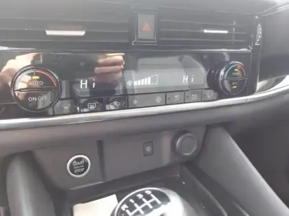 Photo 16 Nissan Qashqai 1.3 Mild Hybrid 140ch N-Style