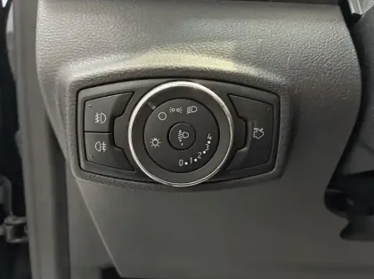 Photo 14 Ford KA + 1.2 Ti-VCT 85ch White Edition