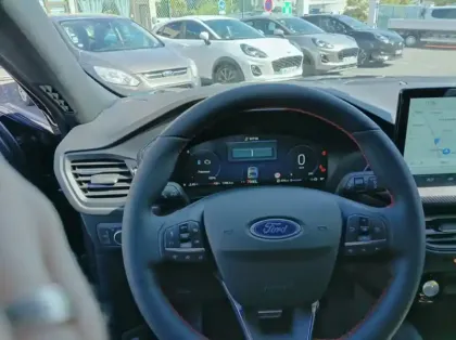 Photo 6 Ford Kuga 2.5 Duratec 180ch Hybrid FlexiFuel ST-Line X Powershift