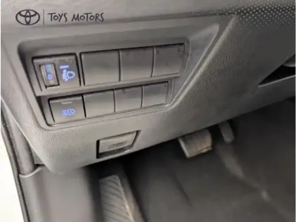 Photo 12 Toyota Yaris Hybride 116h Design RDS PACK 1.5 116 ch