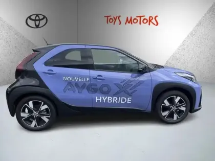 Photo 5 Toyota Aygo Hybride 116h Graphic Zen