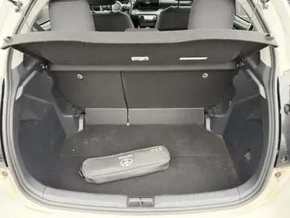 Photo 16 Toyota Yaris Hybride 116h Design
