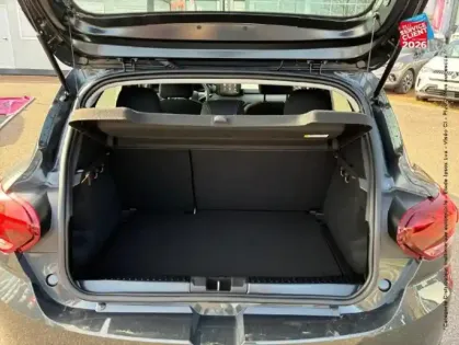Photo 13 Dacia Sandero  1.0 TCe 90ch Stepway Confort -22