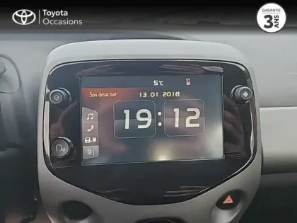 Photo 6 Toyota Aygo  1.0 VVT-i 72ch x-play x-app 5p MC18