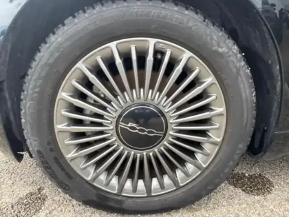 Photo 10 Fiat 500  e 118ch Icône