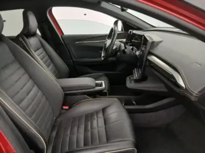 Photo 6 Renault Megane  E-Tech Electric EV60 220ch Iconic super charge