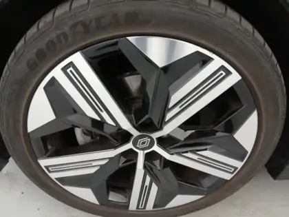 Photo 9 Renault Megane  E-Tech Electric EV60 220ch Iconic super charge