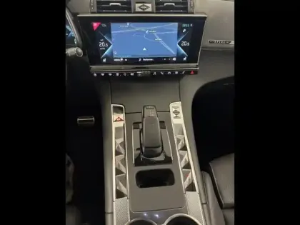 Photo 11 DS DS 7  Crossback E-TENSE 4x4 300ch Grand Chic