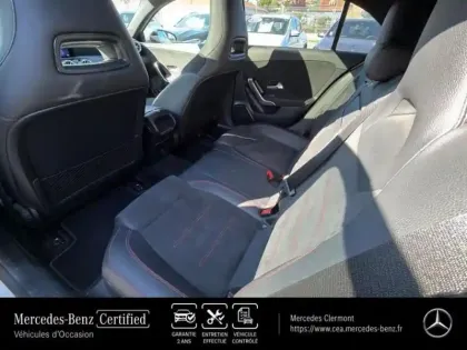 Photo 12 Mercedes Classe A  200 d 150ch AMG Line 8G-DCT