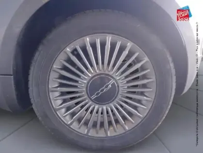 Photo 9 Fiat 500 C e 118ch Pack Confort MY23