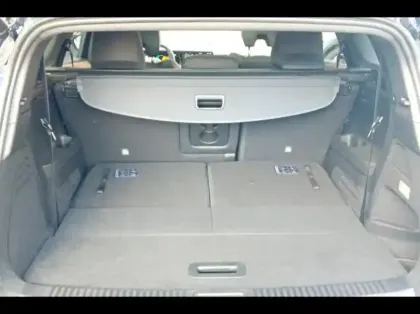 Photo 8 Renault Espace  1.2 E-Tech full hybrid 200ch esprit Alpine 7 places - 25