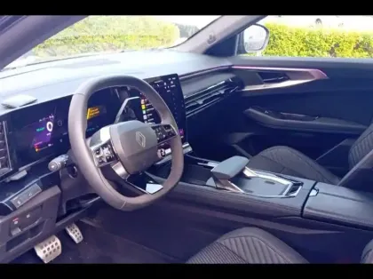 Photo 14 Renault Espace  1.2 E-Tech full hybrid 200ch esprit Alpine 7 places - 25