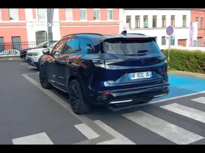 Photo 7 Renault Espace  1.2 E-Tech full hybrid 200ch esprit Alpine 7 places - 25