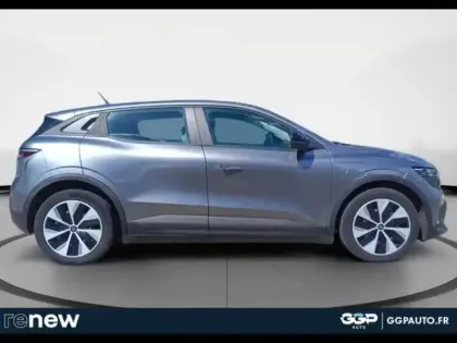 Photo 20 Renault Megane  E-Tech Electric EV60 130ch Evolution ER super charge -B