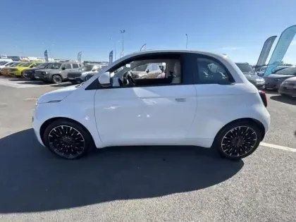 Photo 7 Fiat 500 C e 95ch Pack Confort & Style MY23