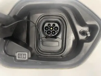 Photo 13 Opel Corsa  -e 136ch Edition