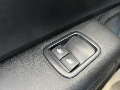 Photo 12 Citroën C3  1.2 PureTech 83ch S&S Feel Pack