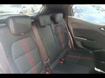 Photo 10 Renault Clio  1.6 E-Tech hybride 140ch RS Line -21N