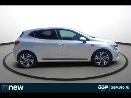 Photo 6 Renault Clio  1.6 E-Tech hybride 140ch RS Line -21N