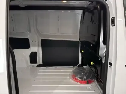 Photo 7 Citroën Jumpy  Fg M 100 kW Batterie 50 kWh Pack Driver